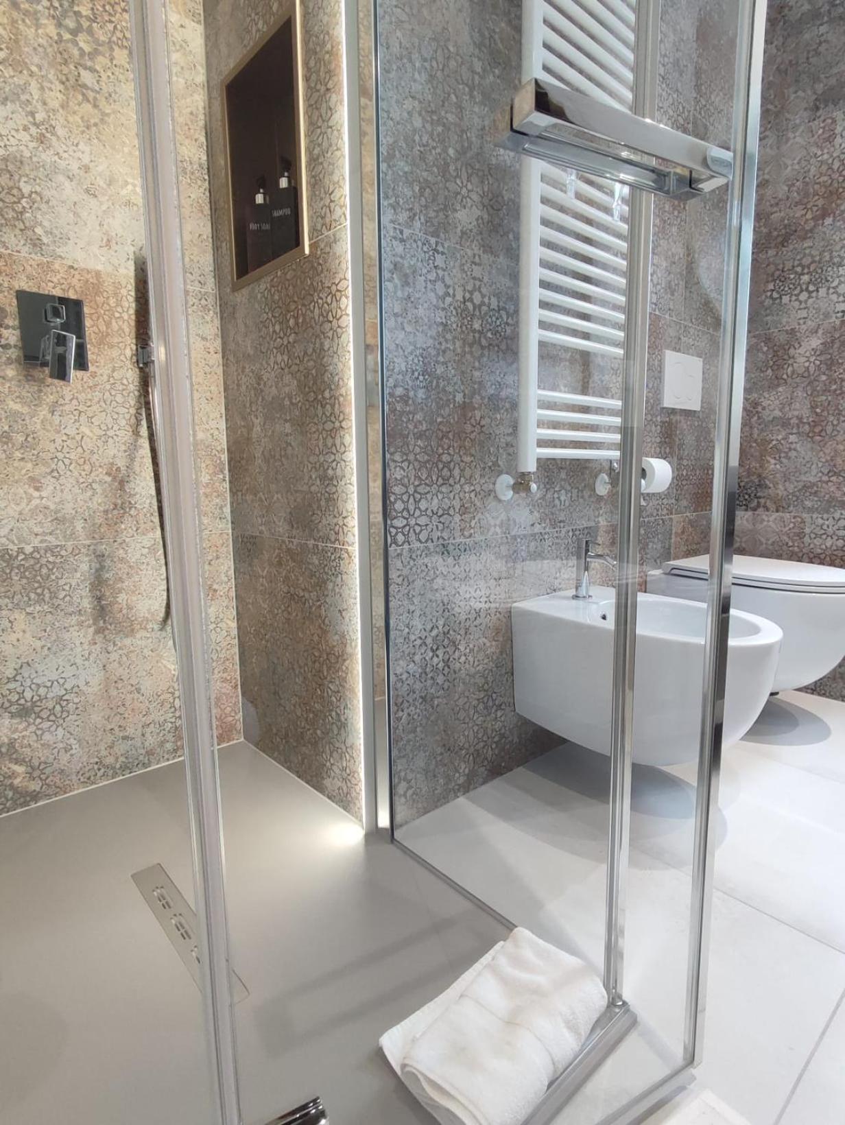 Al Ponte Design Apartment โกเนลยาโน ภายนอก รูปภาพ